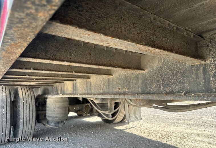 image for item DR7921 1996 Talbert T3SDW-140K-FC-T drop deck equipment trailer