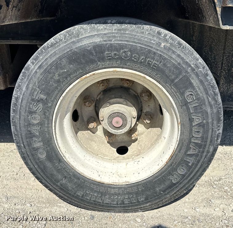 image for item DR7921 1996 Talbert T3SDW-140K-FC-T drop deck equipment trailer