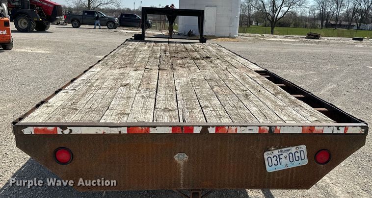 image for item DR7922 2004 Shop built equipment trailer