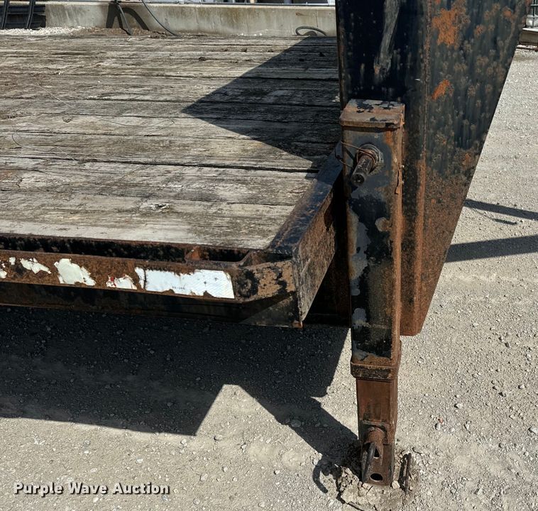 image for item DR7922 2004 Shop built equipment trailer