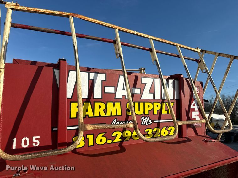 image for item DR7926 (2) Feed Train Gray Fox 145 creep feeders