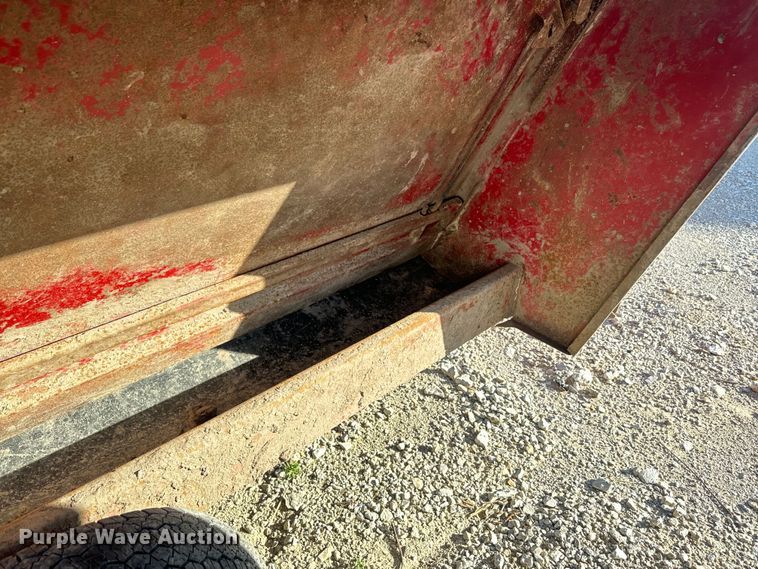 image for item DR7926 (2) Feed Train Gray Fox 145 creep feeders