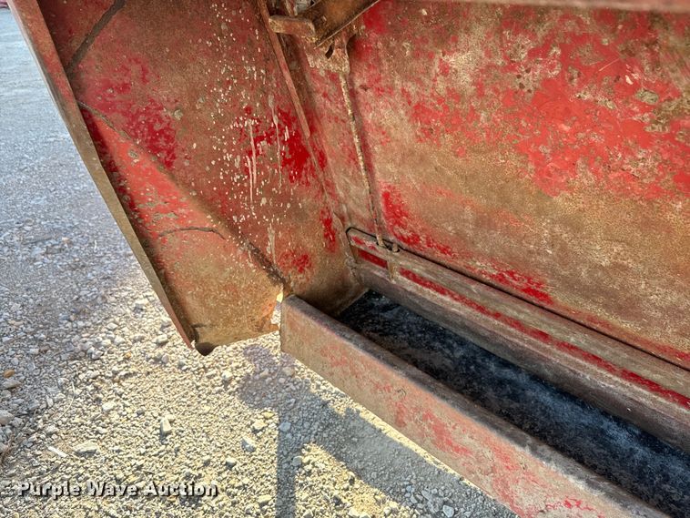 image for item DR7926 (2) Feed Train Gray Fox 145 creep feeders