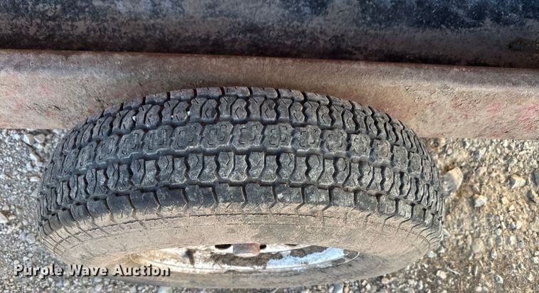 image for item DR7926 (2) Feed Train Gray Fox 145 creep feeders