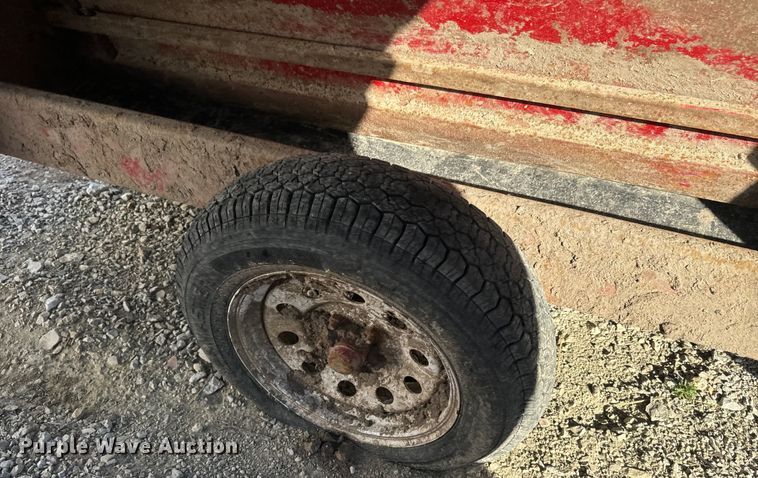 image for item DR7926 (2) Feed Train Gray Fox 145 creep feeders