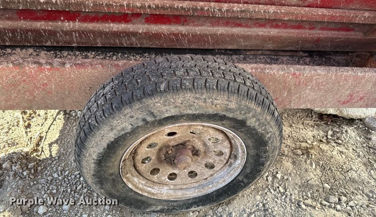 image for item DR7926 (2) Feed Train Gray Fox 145 creep feeders