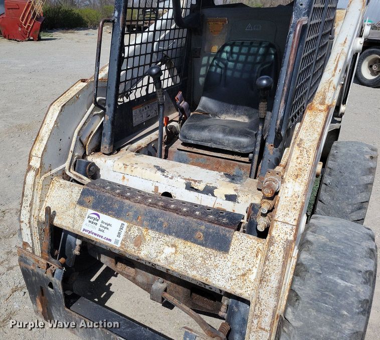 image for item DR7929 2008 Bobcat S175 skid steer loader
