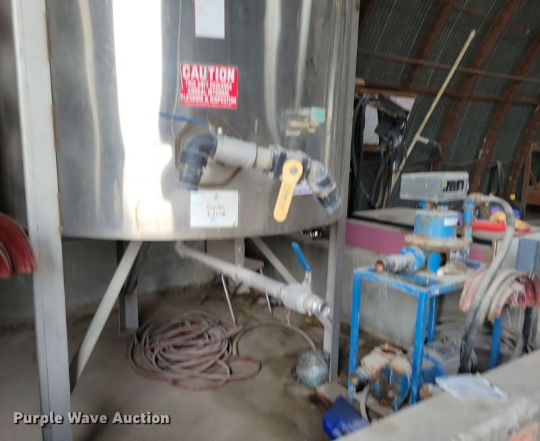 image for item DR7930 (2) stainless steel tanks
