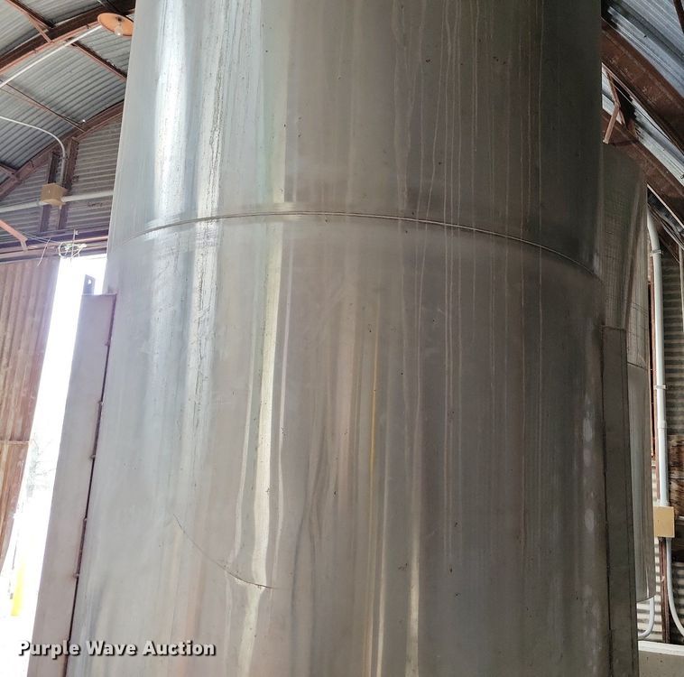 image for item DR7930 (2) stainless steel tanks