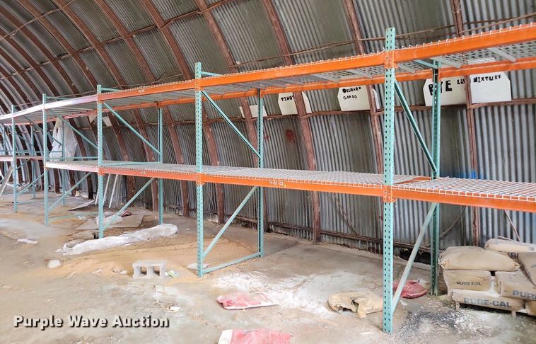 image for item DR7931 Pallet racking