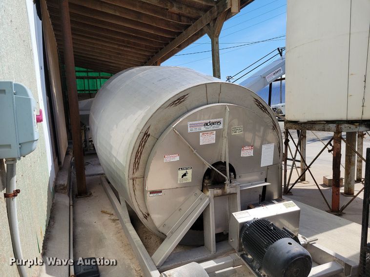 image for item DR7934 Adams  W-XX fertilizer mixer