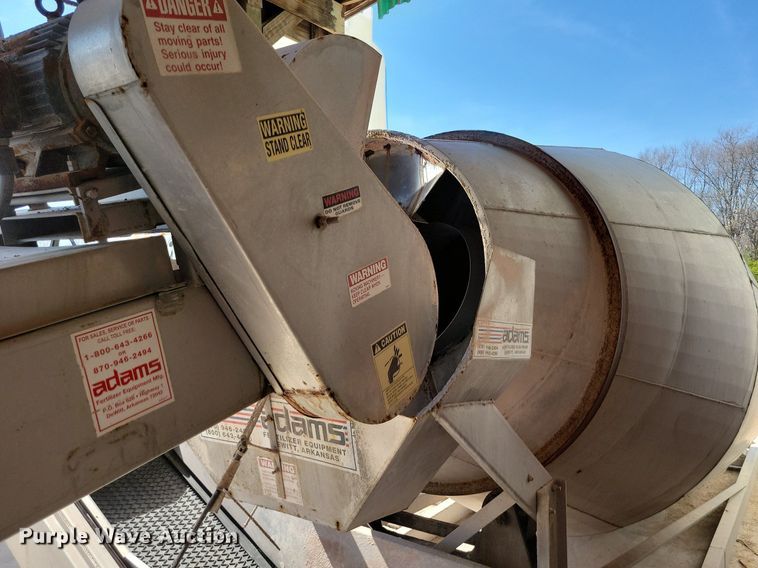 image for item DR7934 Adams  W-XX fertilizer mixer