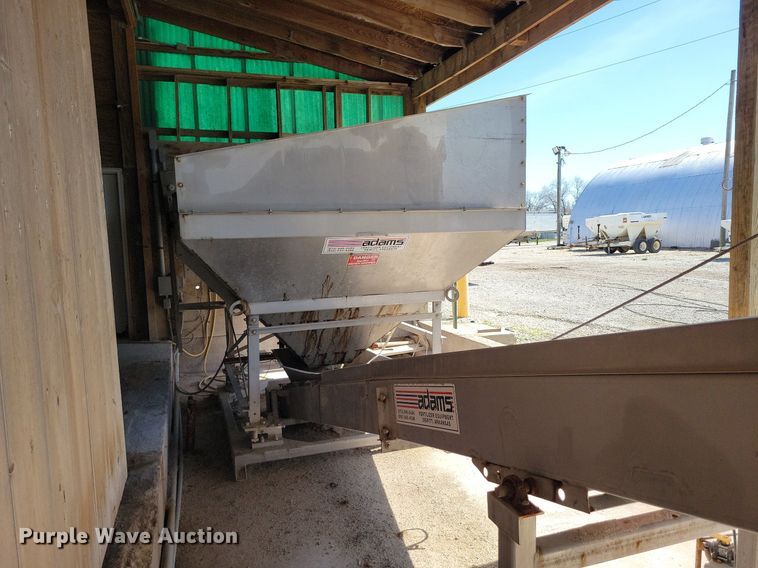 image for item DR7934 Adams  W-XX fertilizer mixer