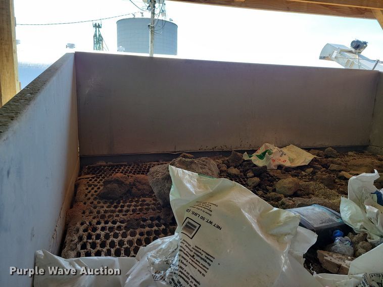 image for item DR7934 Adams  W-XX fertilizer mixer