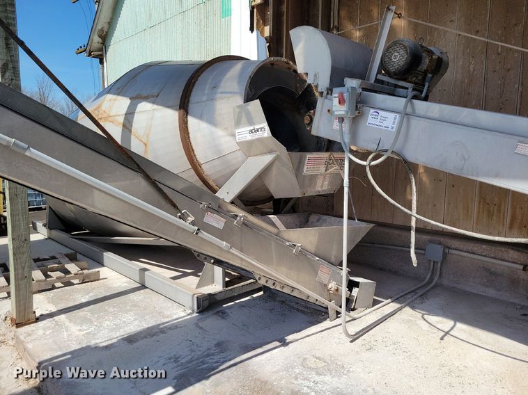 image for item DR7934 Adams  W-XX fertilizer mixer