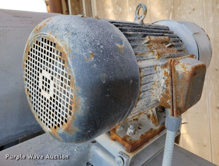 image for item DR7934 Adams  W-XX fertilizer mixer