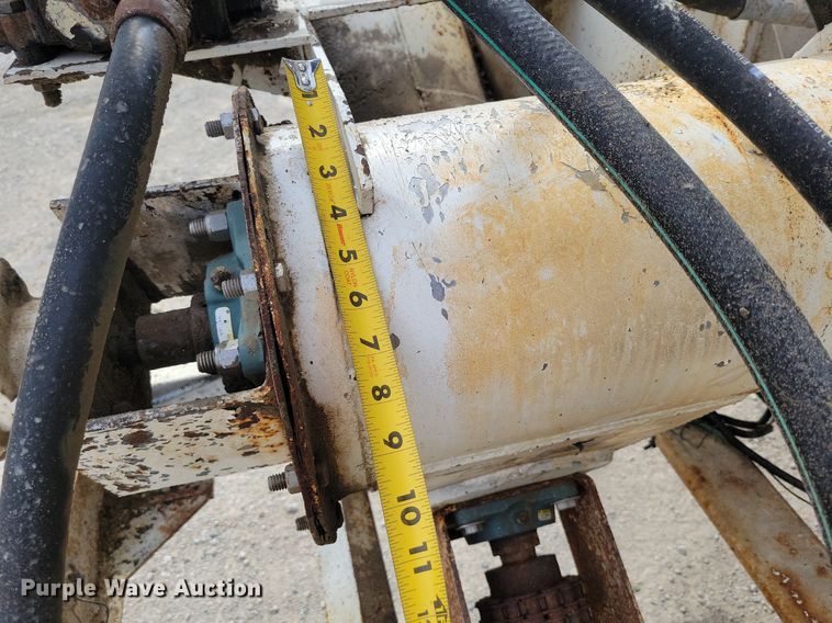 image for item DR7935 1999 Freightliner  FLD feed delivery truck