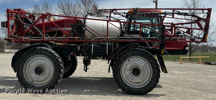 image for item DR7936 2009 Case IH Patriot 3330 sprayer