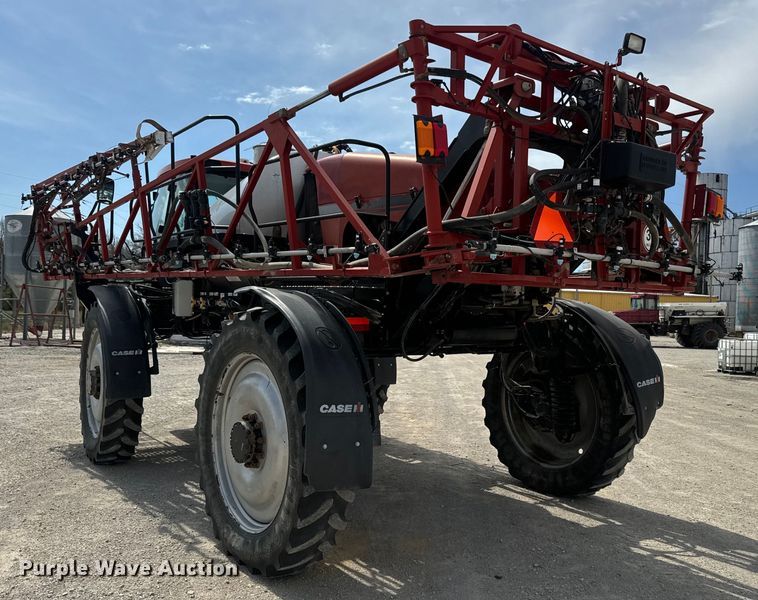 image for item DR7936 2009 Case IH Patriot 3330 sprayer