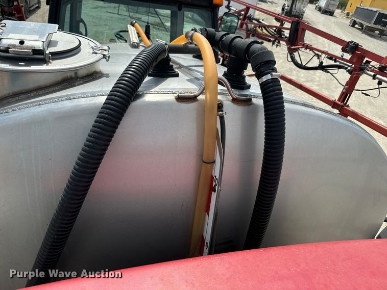 image for item DR7936 2009 Case IH Patriot 3330 sprayer