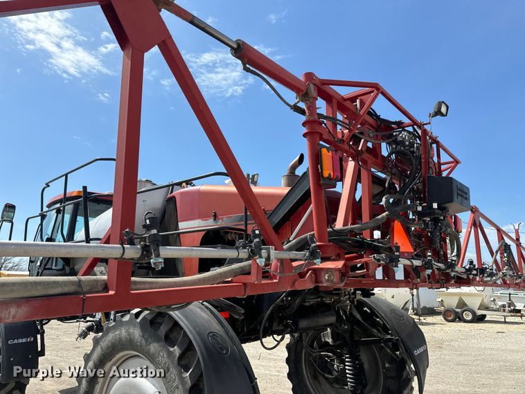 image for item DR7936 2009 Case IH Patriot 3330 sprayer