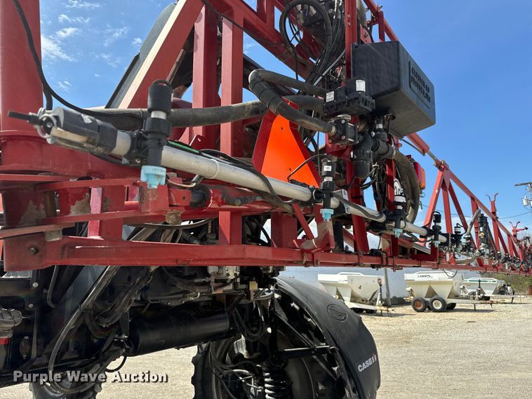 image for item DR7936 2009 Case IH Patriot 3330 sprayer