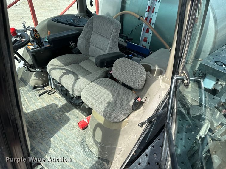 image for item DR7936 2009 Case IH Patriot 3330 sprayer