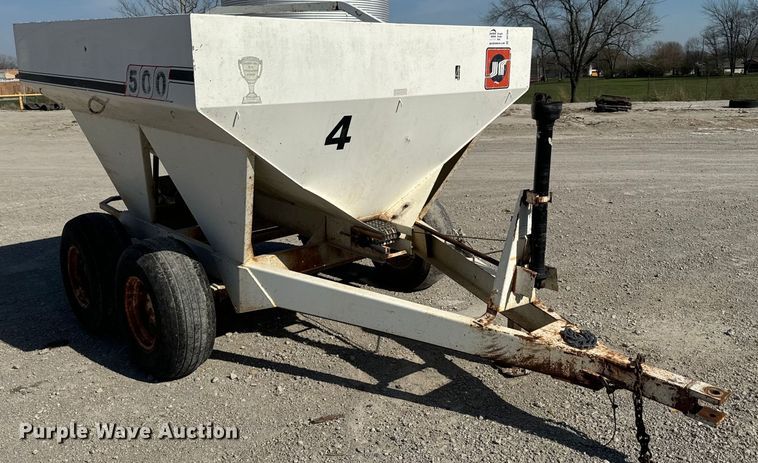 image for item DR7940 Wilmar 500 spreader