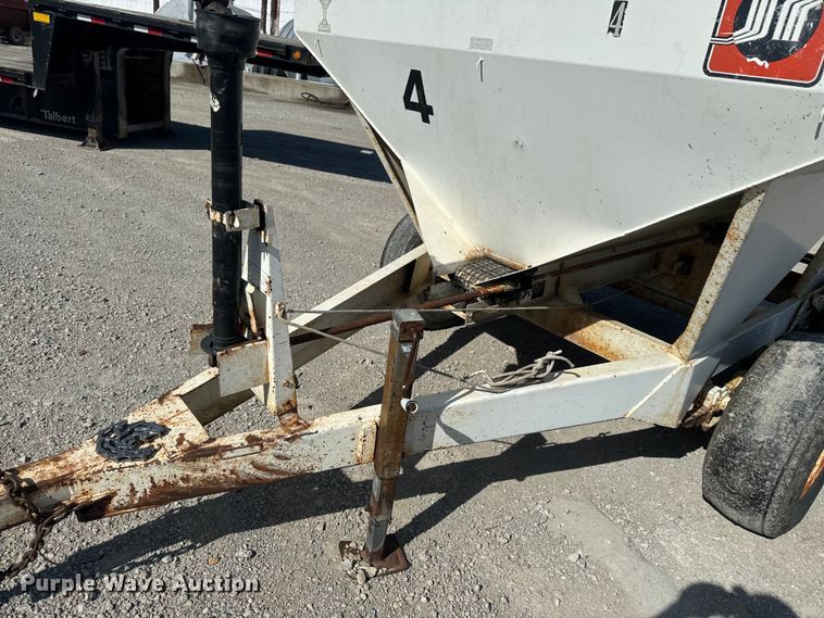 image for item DR7940 Wilmar 500 spreader