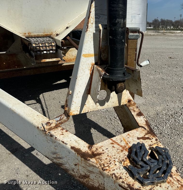 image for item DR7940 Wilmar 500 spreader