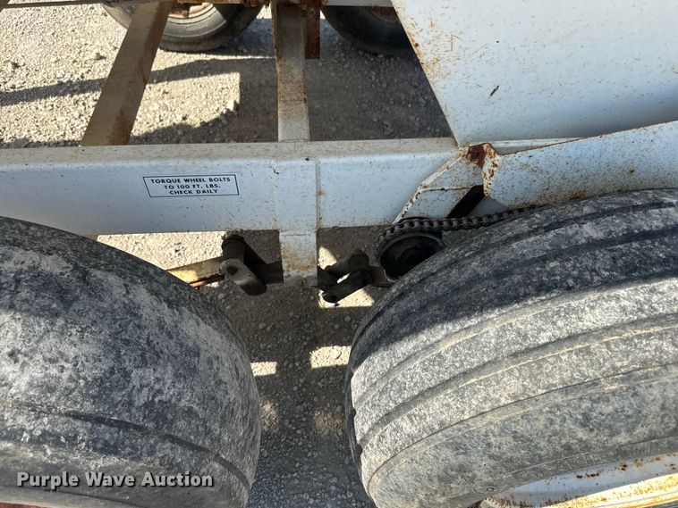 image for item DR7940 Wilmar 500 spreader