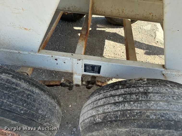 image for item DR7940 Wilmar 500 spreader