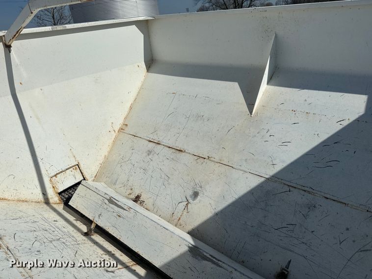 image for item DR7940 Wilmar 500 spreader