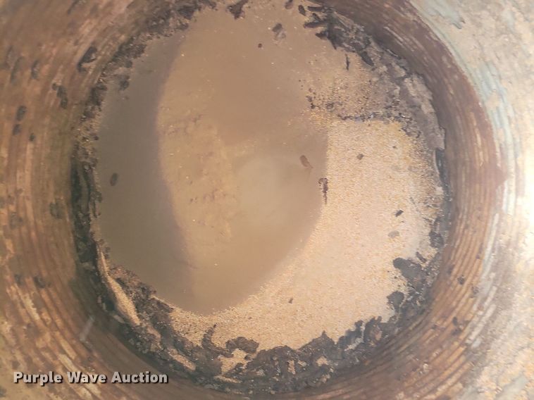 image for item DR7941 AP grain bin