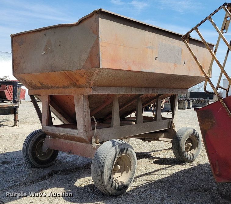 image for item DR7942 Gravity wagon