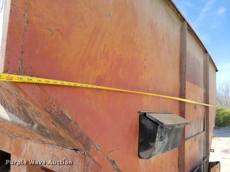 image for item DR7942 Gravity wagon