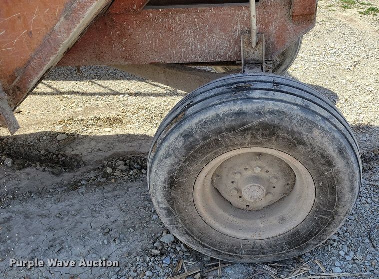 image for item DR7942 Gravity wagon