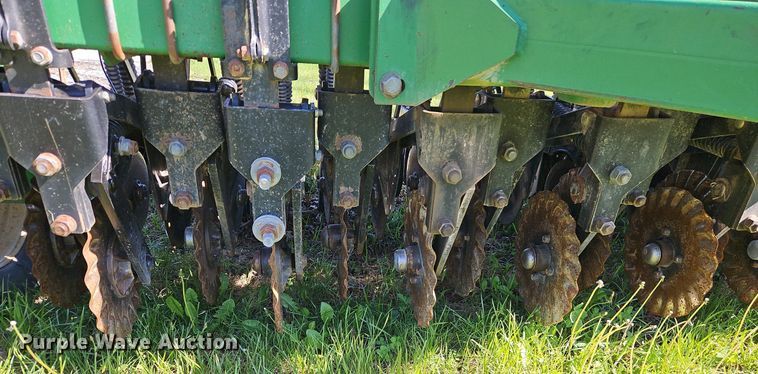 image for item DR8585 Great Plains 1005NG no-till grain drill