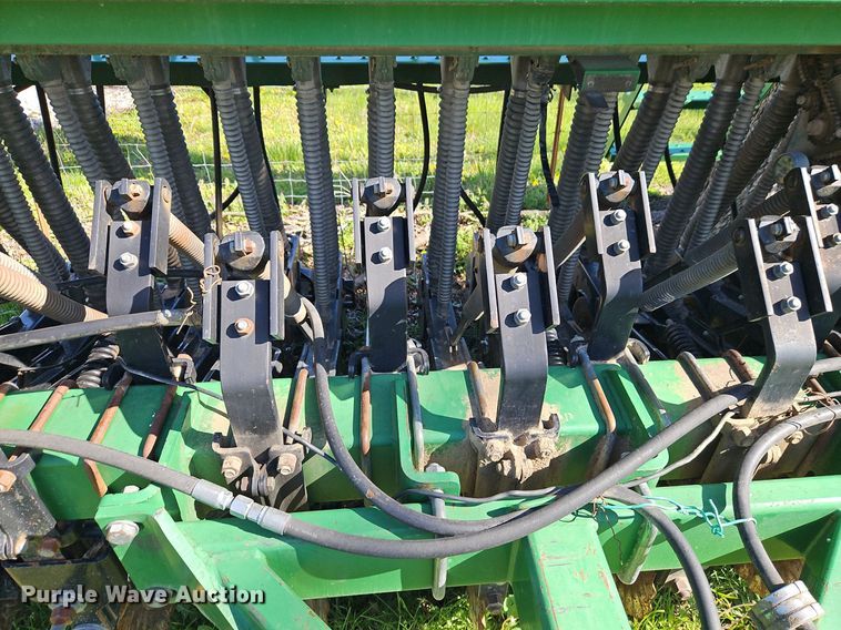 image for item DR8585 Great Plains 1005NG no-till grain drill