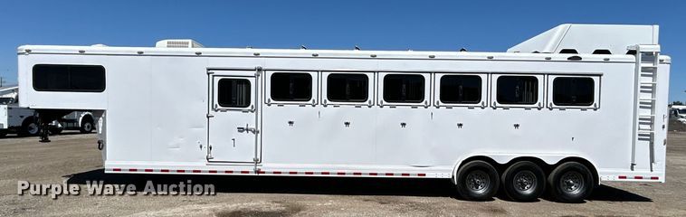 image for item EG1450 2008 Sundowner Trailers, Inc. horse trailer