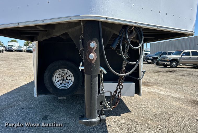 image for item EG1450 2008 Sundowner Trailers, Inc. horse trailer