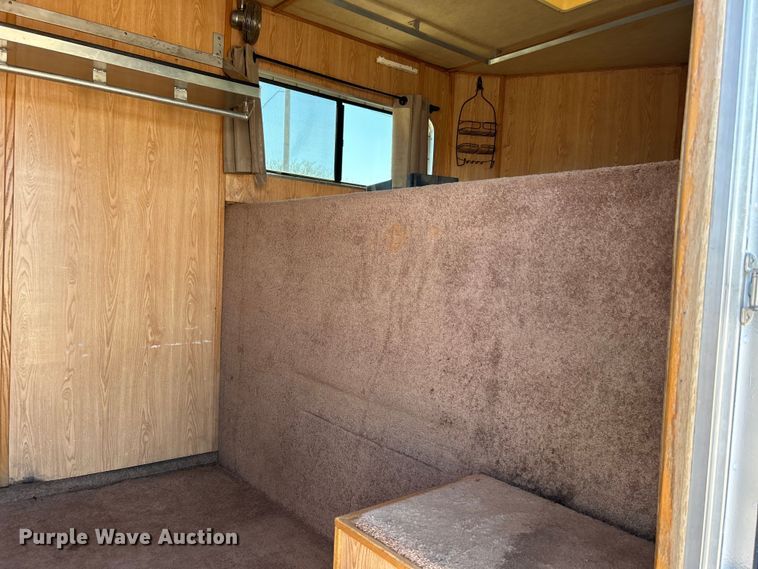 image for item EG1450 2008 Sundowner Trailers, Inc. horse trailer