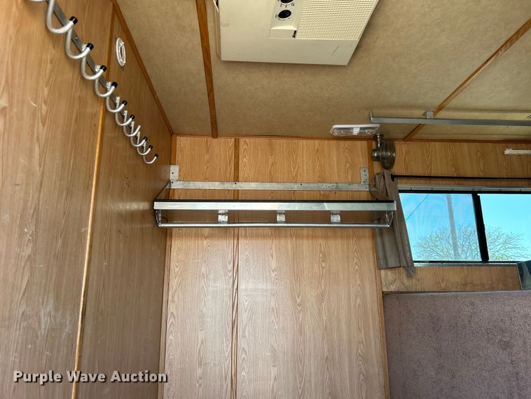 image for item EG1450 2008 Sundowner Trailers, Inc. horse trailer