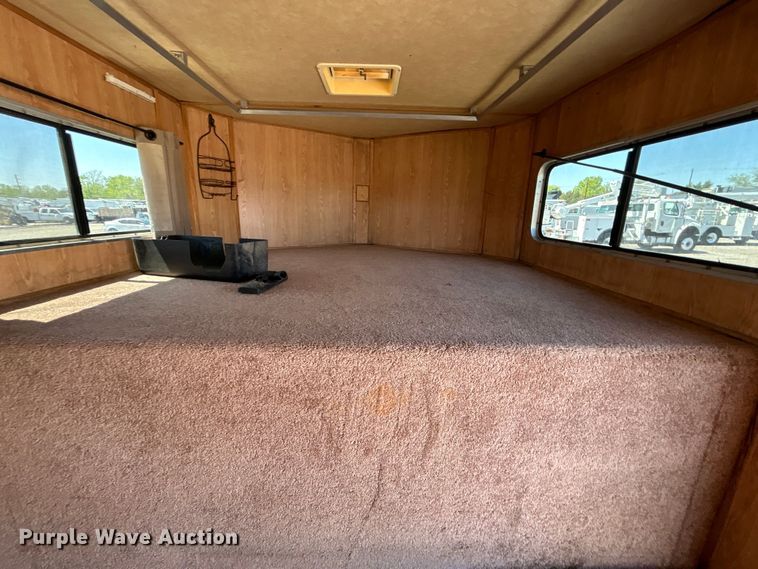 image for item EG1450 2008 Sundowner Trailers, Inc. horse trailer