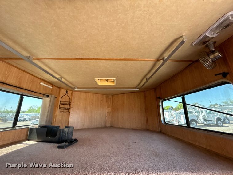 image for item EG1450 2008 Sundowner Trailers, Inc. horse trailer