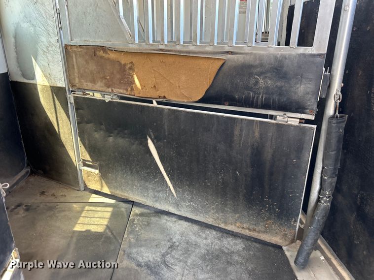 image for item EG1450 2008 Sundowner Trailers, Inc. horse trailer