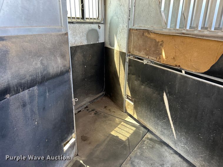 image for item EG1450 2008 Sundowner Trailers, Inc. horse trailer