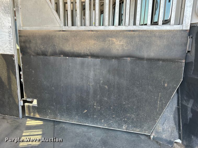 image for item EG1450 2008 Sundowner Trailers, Inc. horse trailer