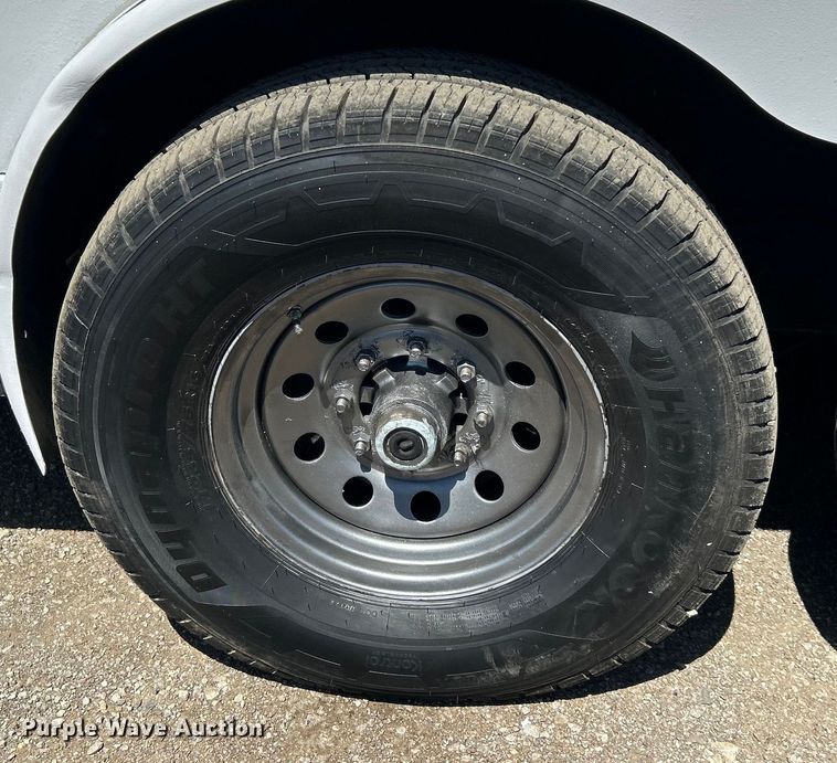 image for item EG1450 2008 Sundowner Trailers, Inc. horse trailer