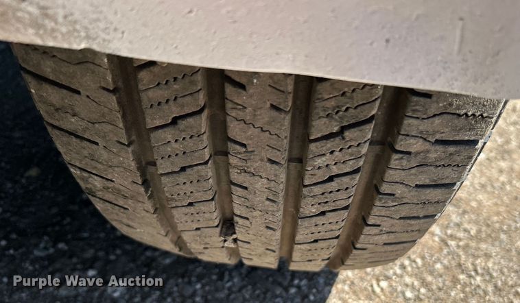 image for item EG1450 2008 Sundowner Trailers, Inc. horse trailer